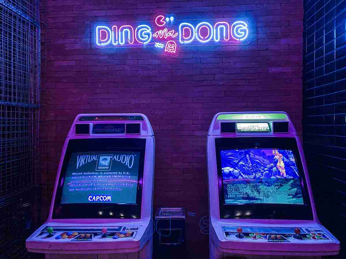 Dua mesin dingdong yang siap menemani bernostalgia